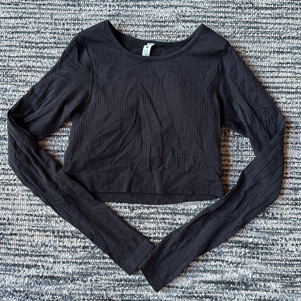 Ebb to Street Longsleeve Lulelemon Top